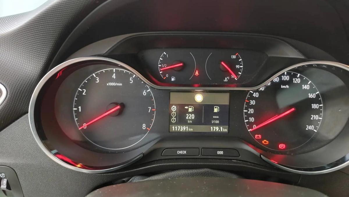 opel-crossland-x-2018-gpl-1199cc