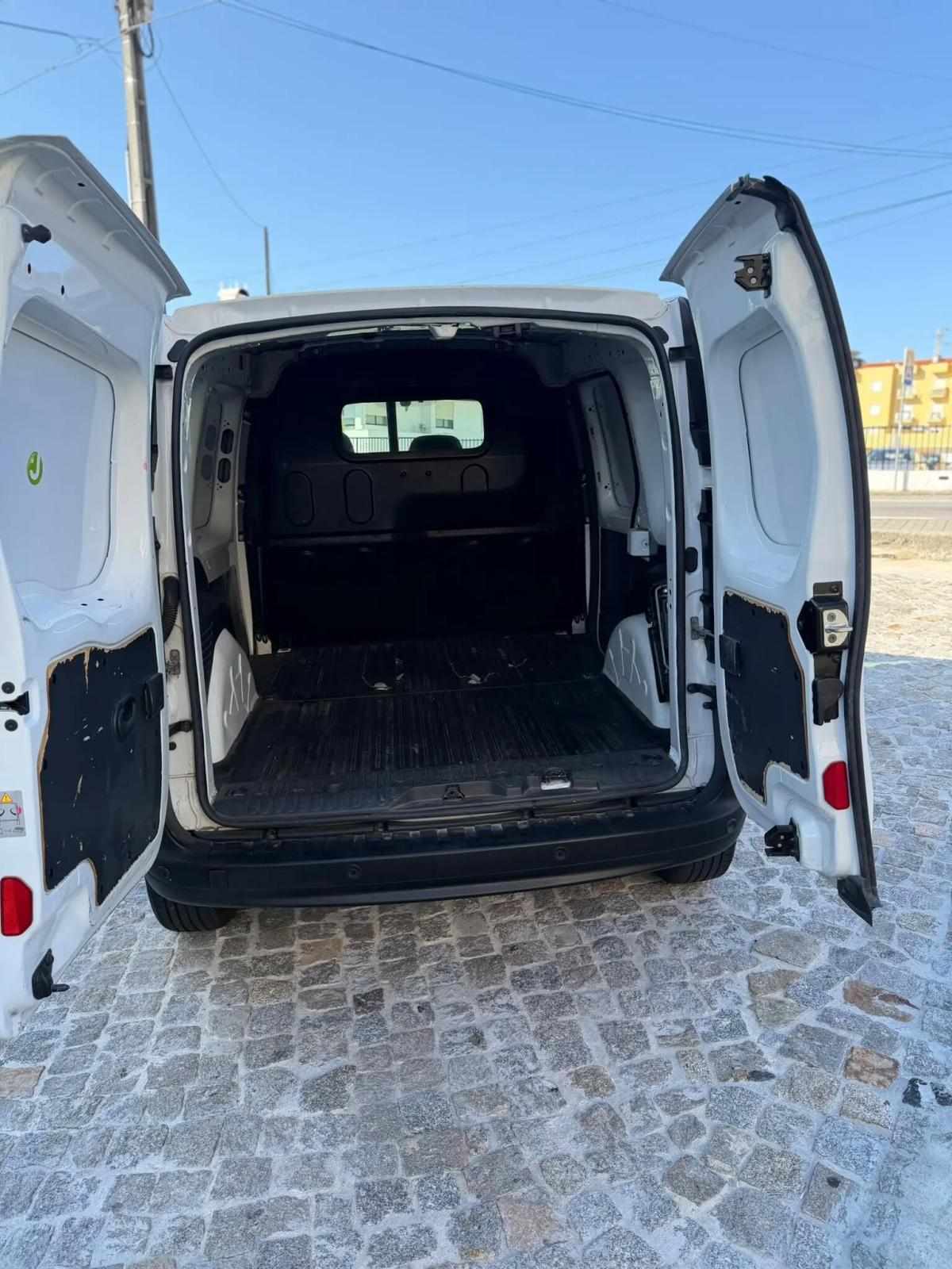renault-kangoo-2021-diesel-1461cc