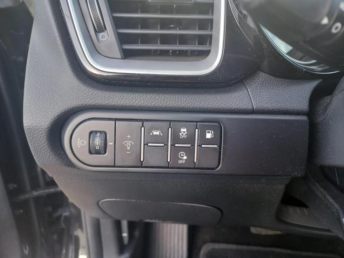 kia-xceed-2022-hibrido-a-gasolina-1580cc