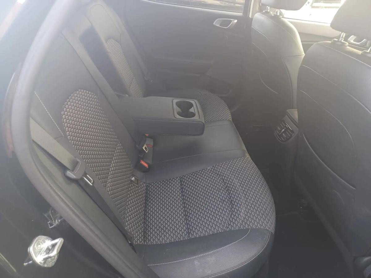kia-xceed-2022-hibrido-a-gasolina-1580cc