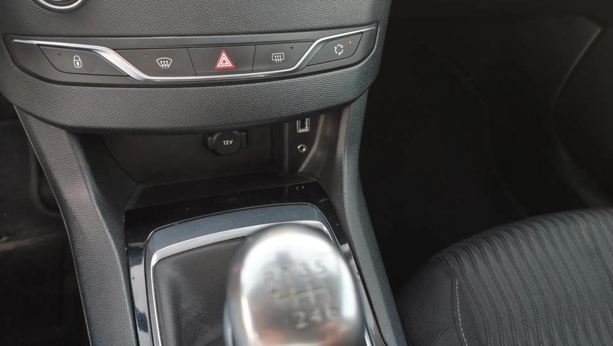 peugeot-308-sw-2014-diesel-1560cc