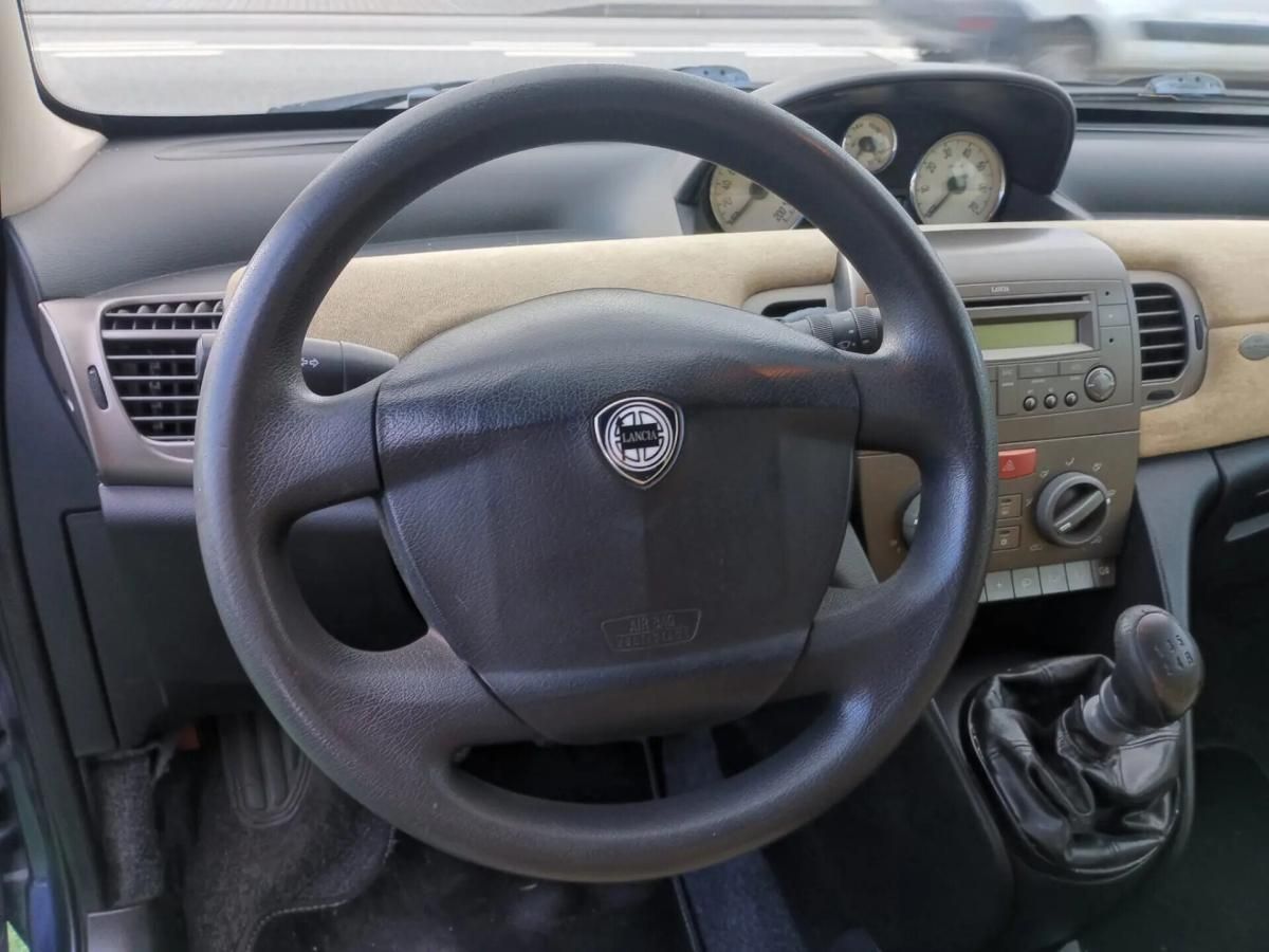 lancia-ypsilon-2005-gasolina-1242cc