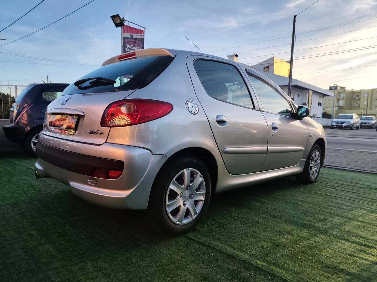 peugeot-206-2010-gasolina-1124cc