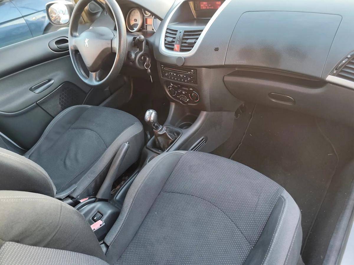 peugeot-206-2010-gasolina-1124cc