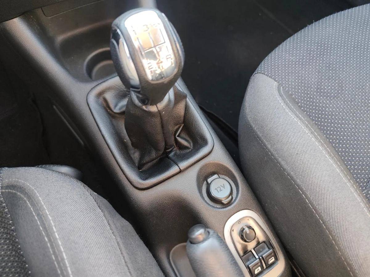 peugeot-206-2010-gasolina-1124cc