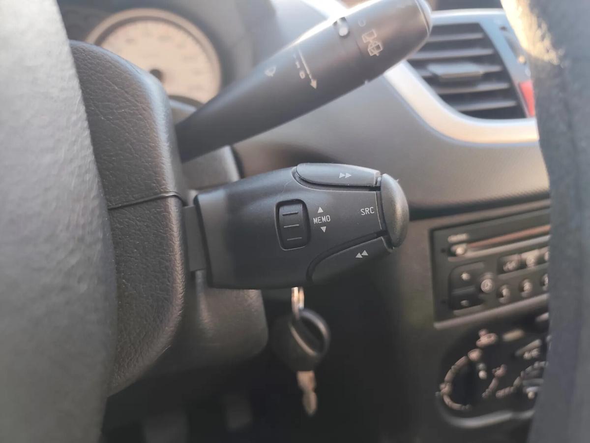 peugeot-206-2010-gasolina-1124cc