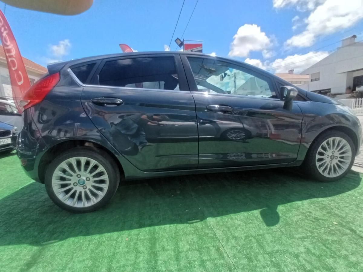 ford-fiesta-2011-gasolina-1242cc