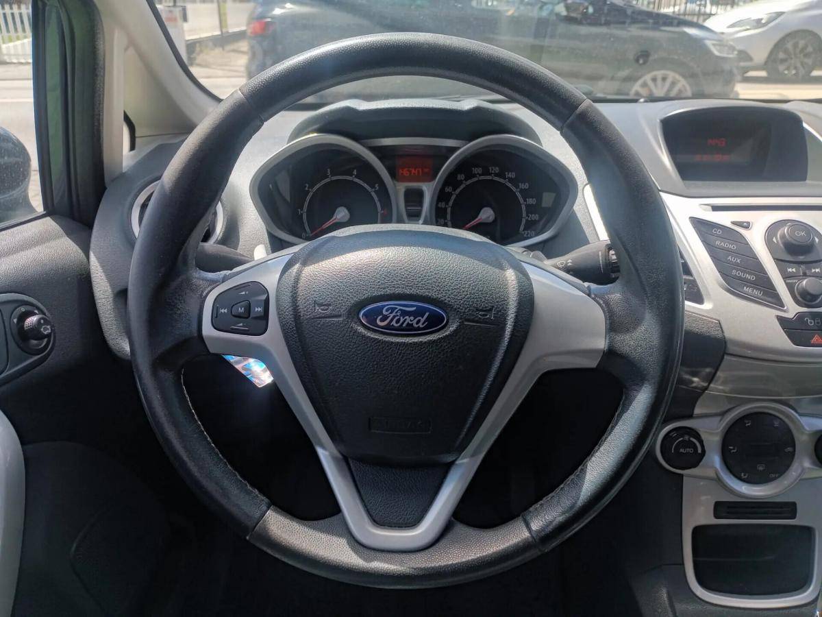 ford-fiesta-2011-gasolina-1242cc