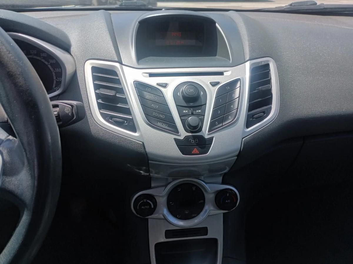 ford-fiesta-2011-gasolina-1242cc