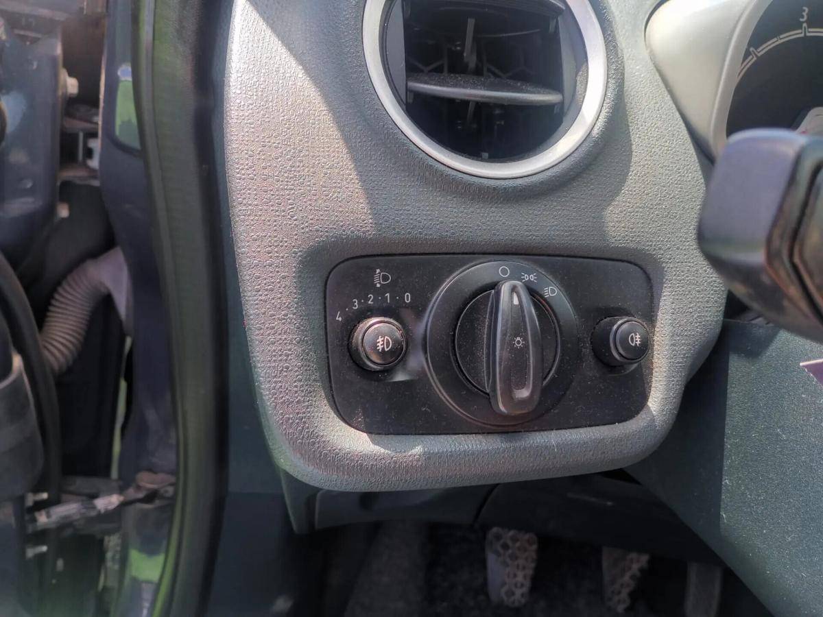 ford-fiesta-2011-gasolina-1242cc