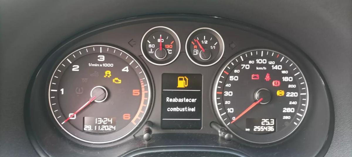 audi-a3-cabrio-2010-diesel-1968cc