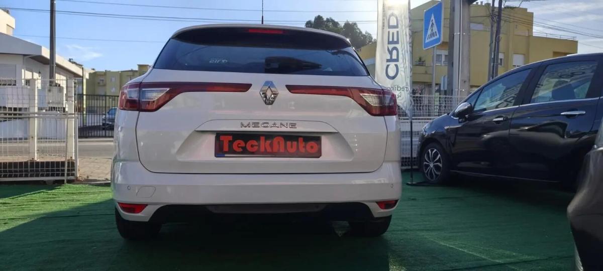 renault-megane-sport-tourer-2016-diesel-1461cc