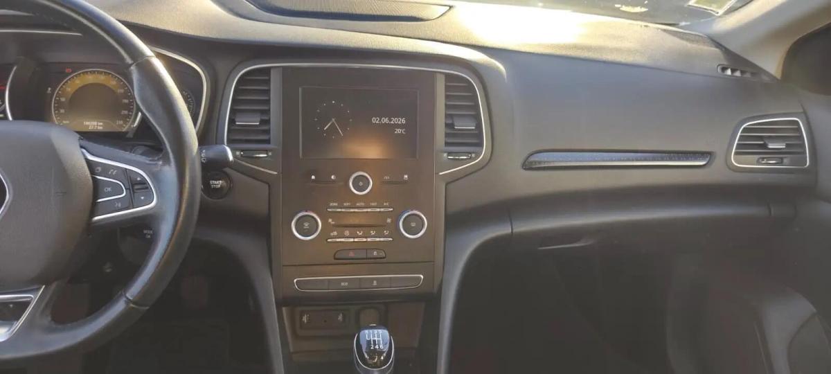 renault-megane-sport-tourer-2016-diesel-1461cc