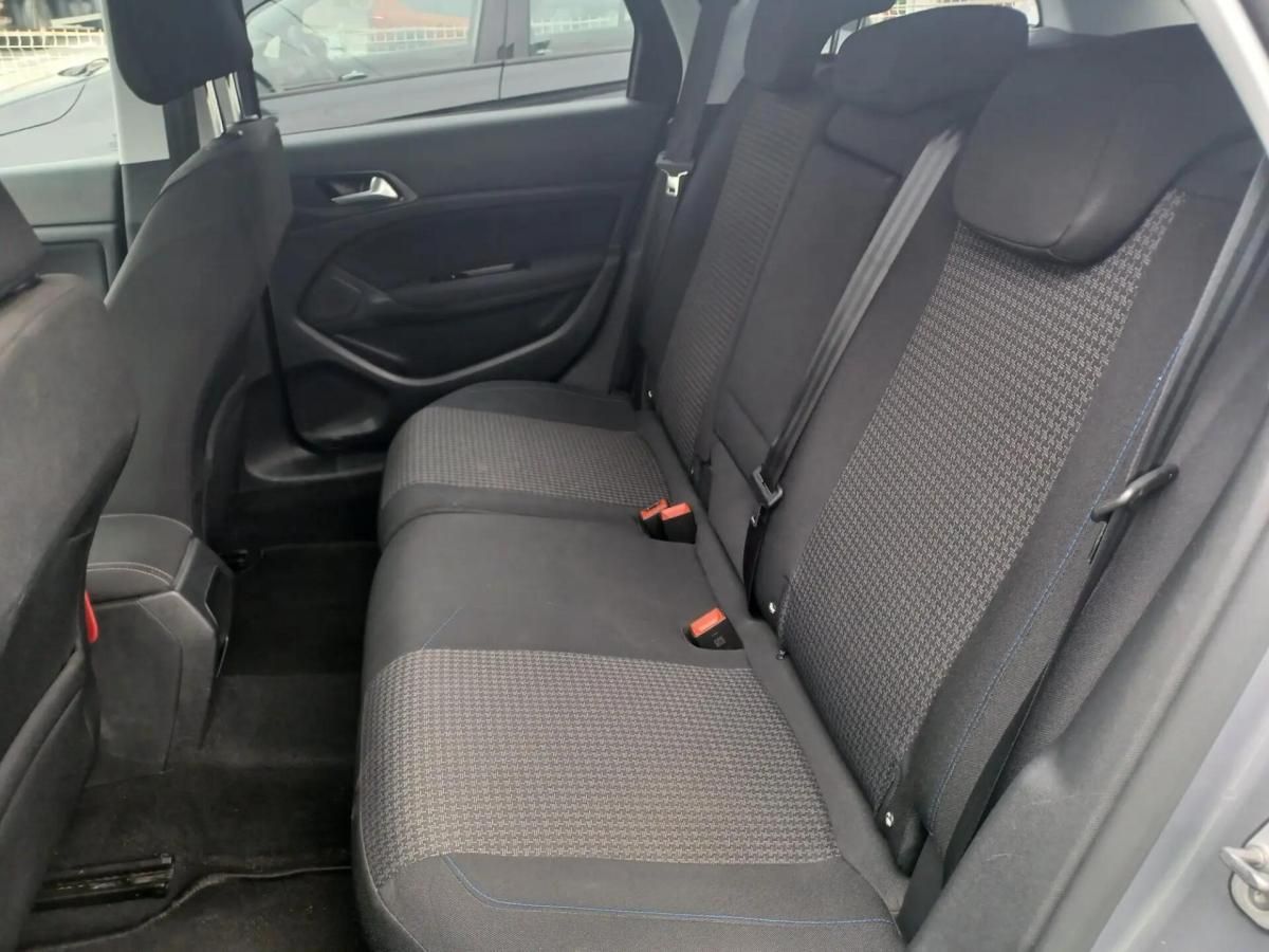 peugeot-308-sw-2021-diesel-1499cc
