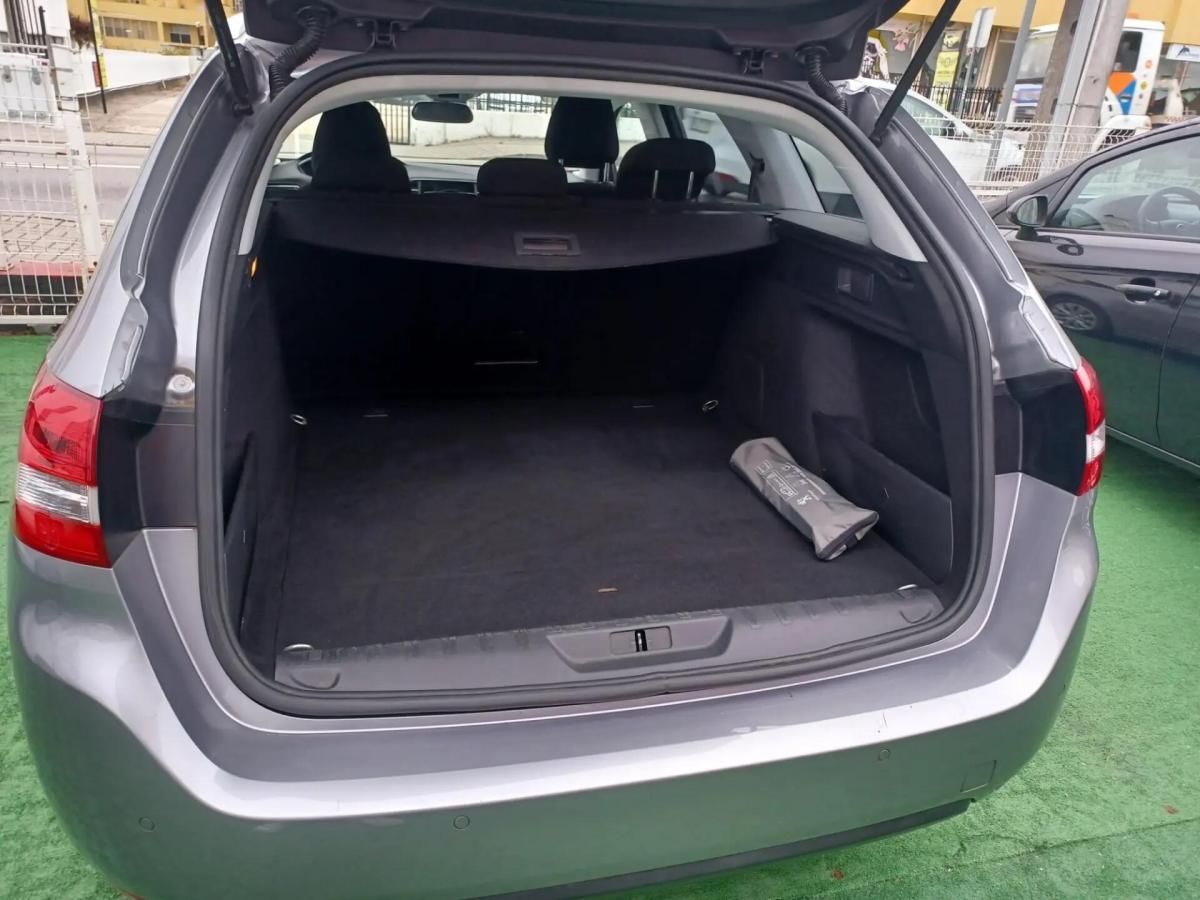 peugeot-308-sw-2021-diesel-1499cc