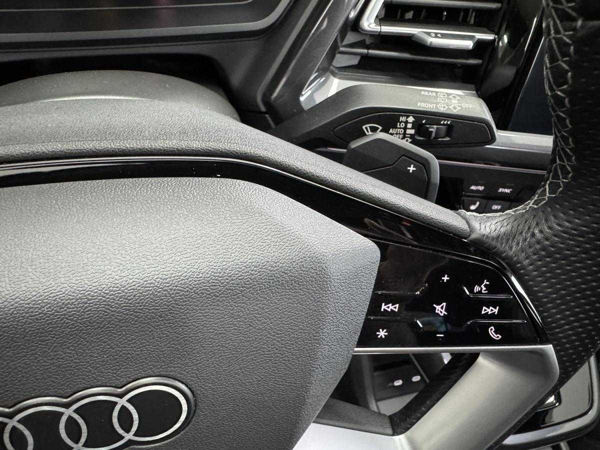 audi-q4-e-tron-2021-eletrico-0cc
