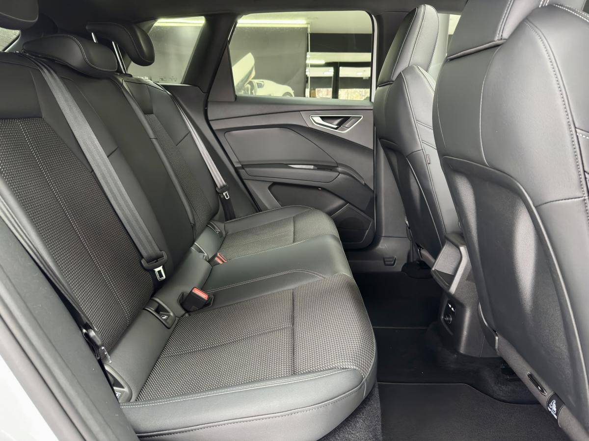 audi-q4-e-tron-2021-eletrico-0cc