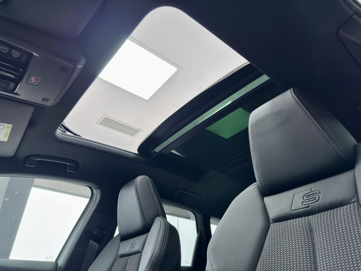 audi-q4-e-tron-2021-eletrico-0cc