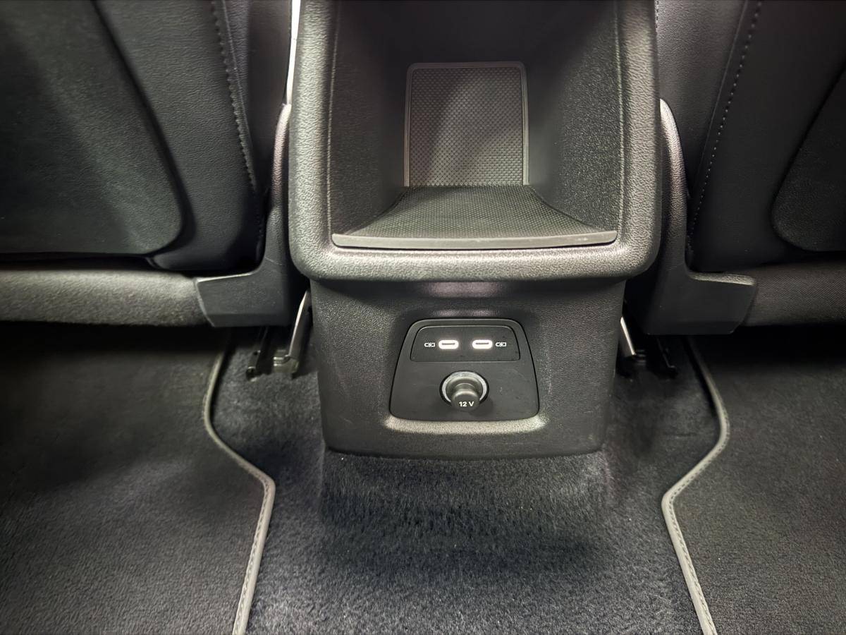audi-q4-e-tron-2021-eletrico-0cc