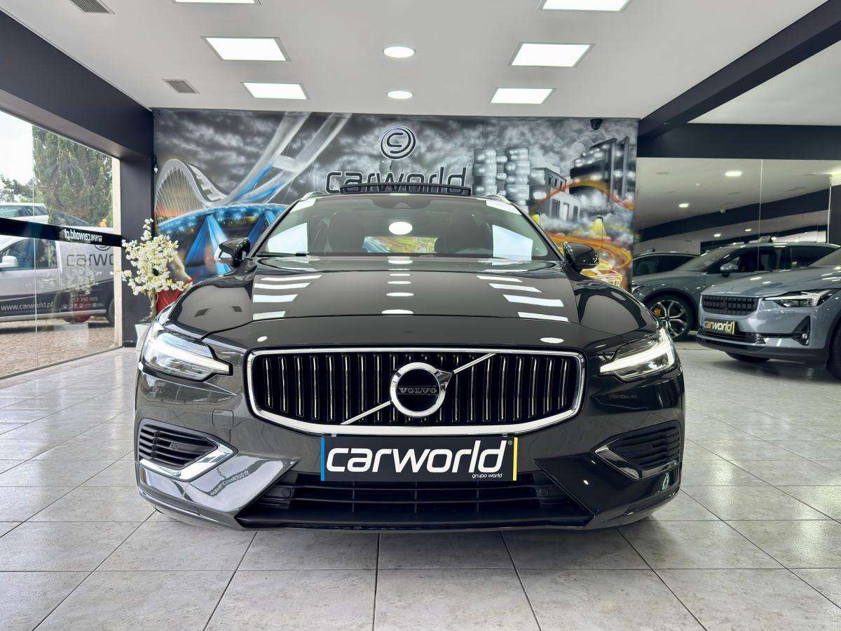 volvo-v60-2021-hibrido-a-gasolina-1969cc