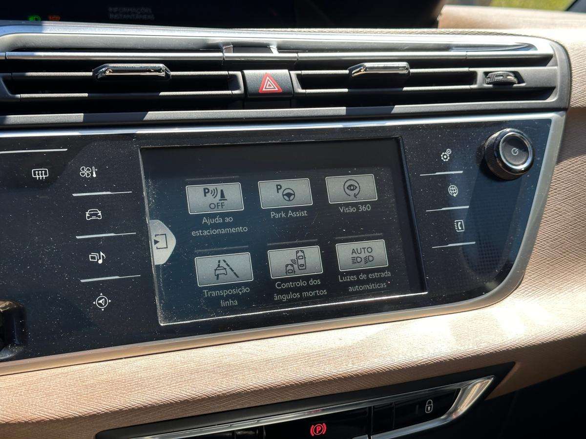 citroen-c4-grand-picasso-2015-diesel-1997cc