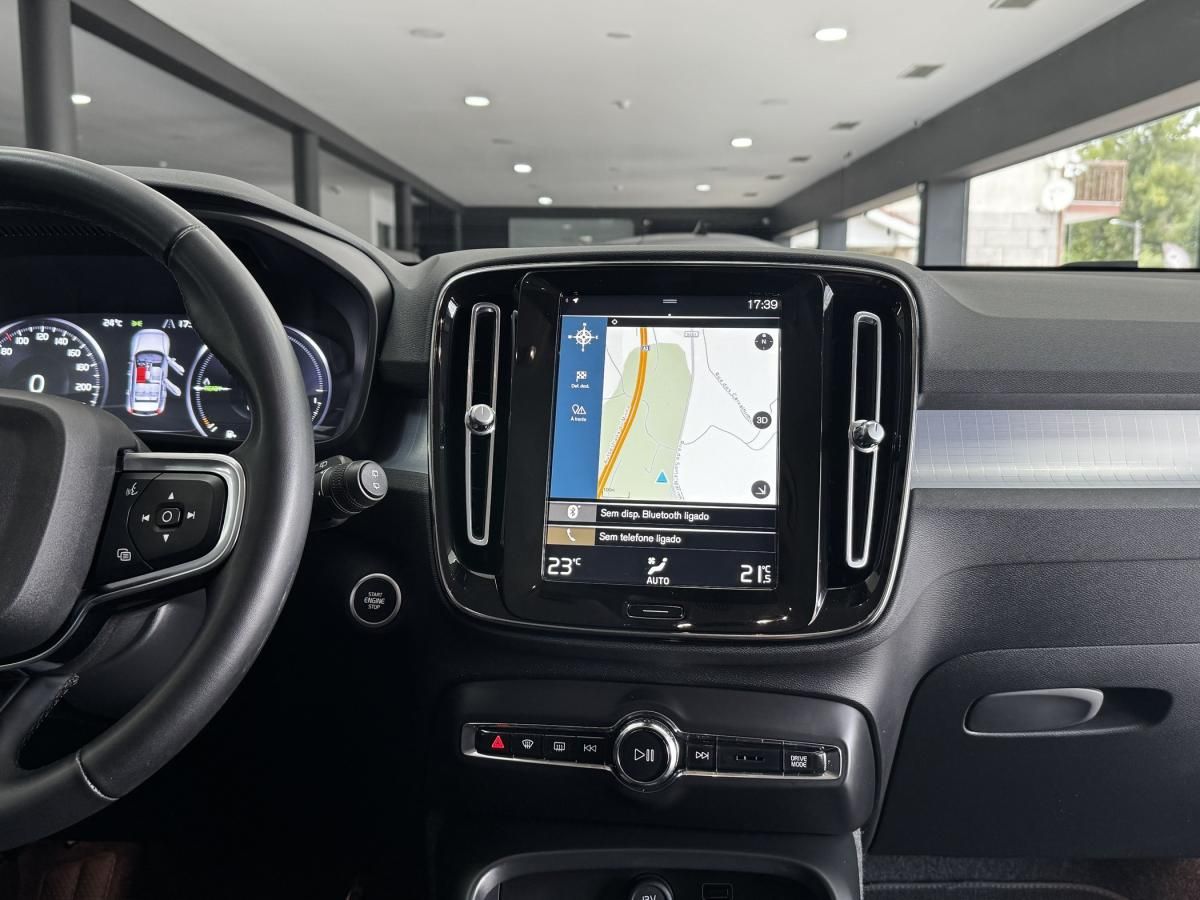 volvo-xc40-2021-hibrido-a-gasolina-1477cc