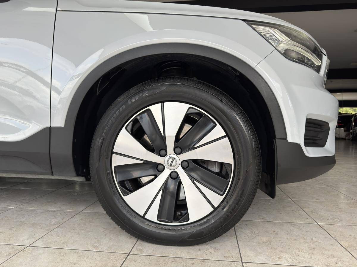 volvo-xc40-2021-hibrido-a-gasolina-1477cc