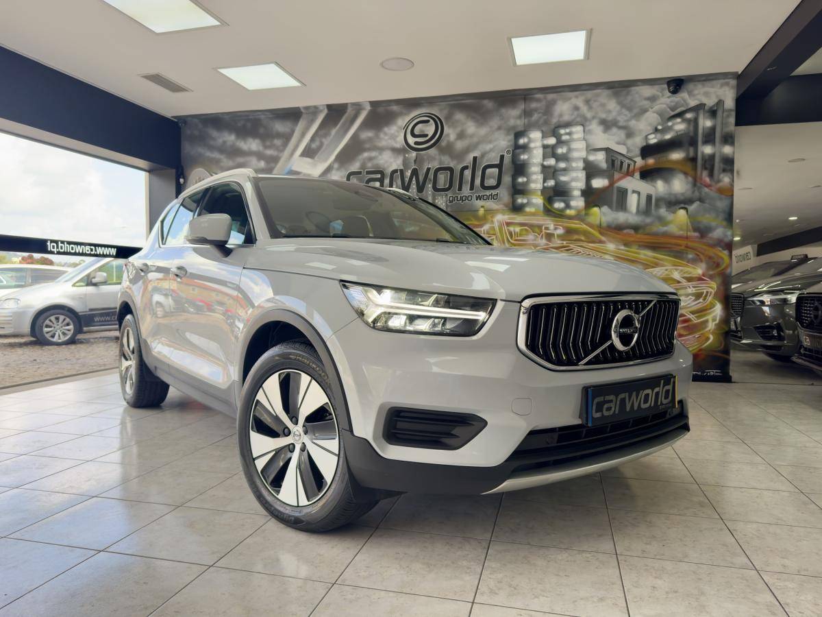 volvo-xc40-2021-hibrido-a-gasolina-1477cc
