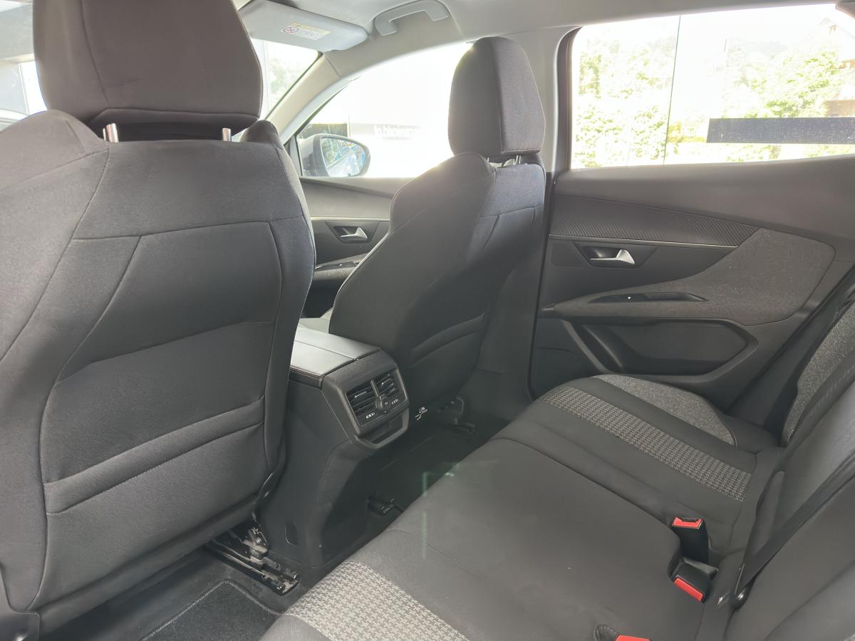 peugeot-3008-2017-diesel-1560cc