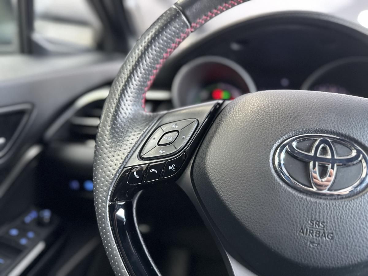 toyota-c-hr-2022-hibrido-a-gasolina-1987cc