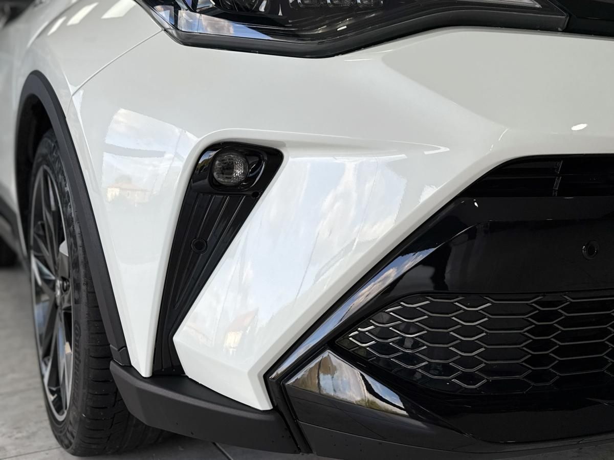 toyota-c-hr-2022-hibrido-a-gasolina-1987cc