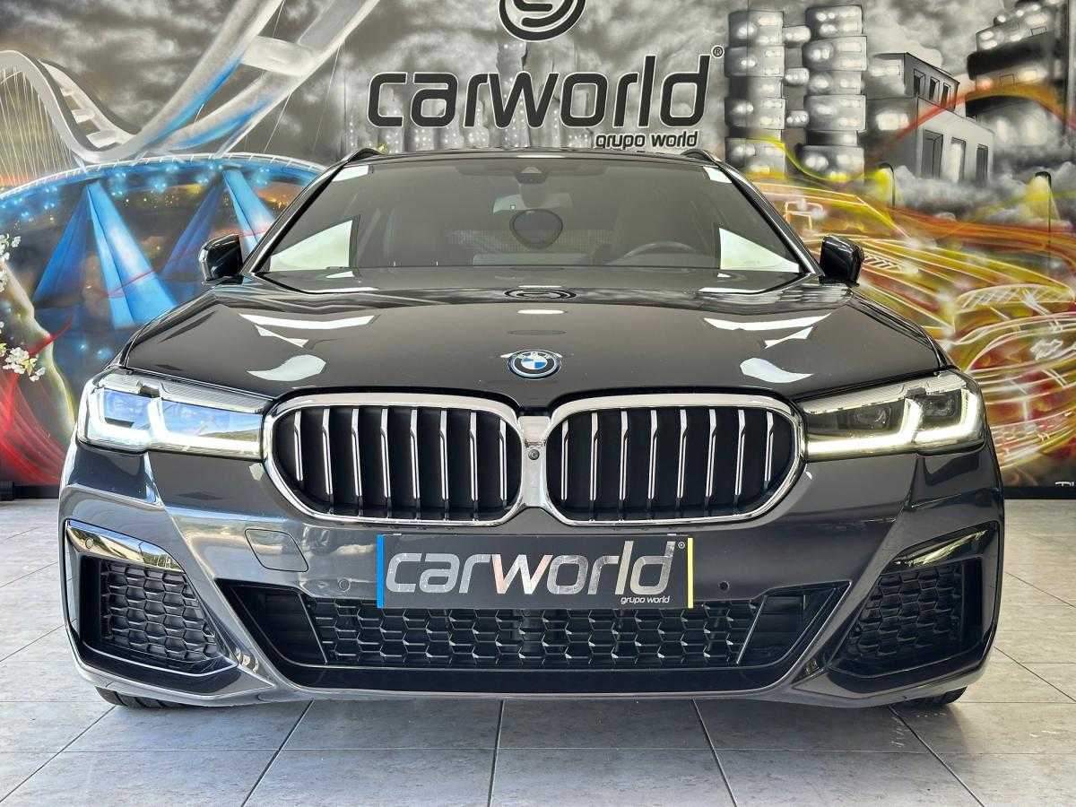 bmw-serie-5-2023-hibrido-a-gasolina-1998cc