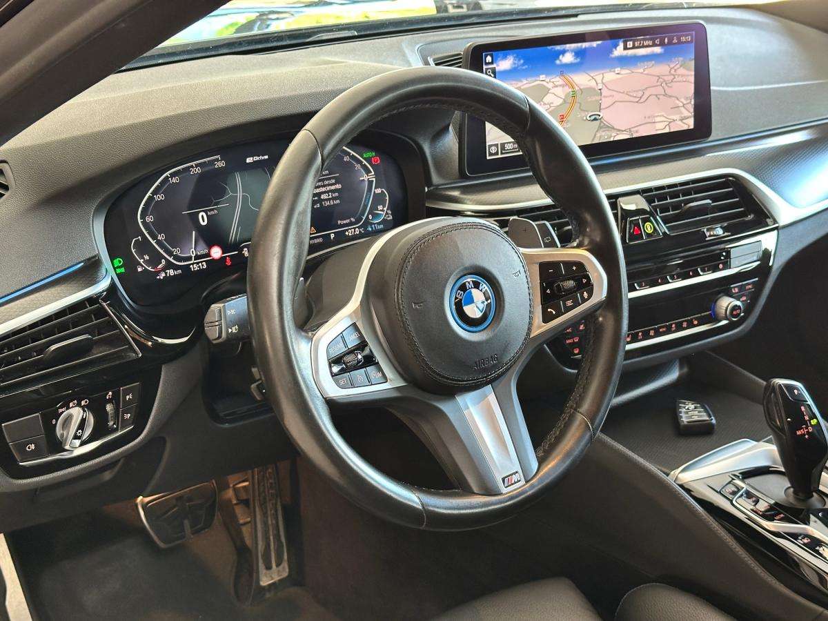 bmw-serie-5-2023-hibrido-a-gasolina-1998cc