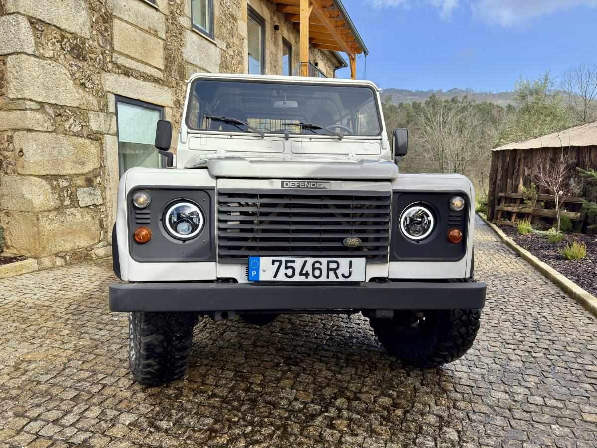land-rover-defender-2001-diesel-2495cc