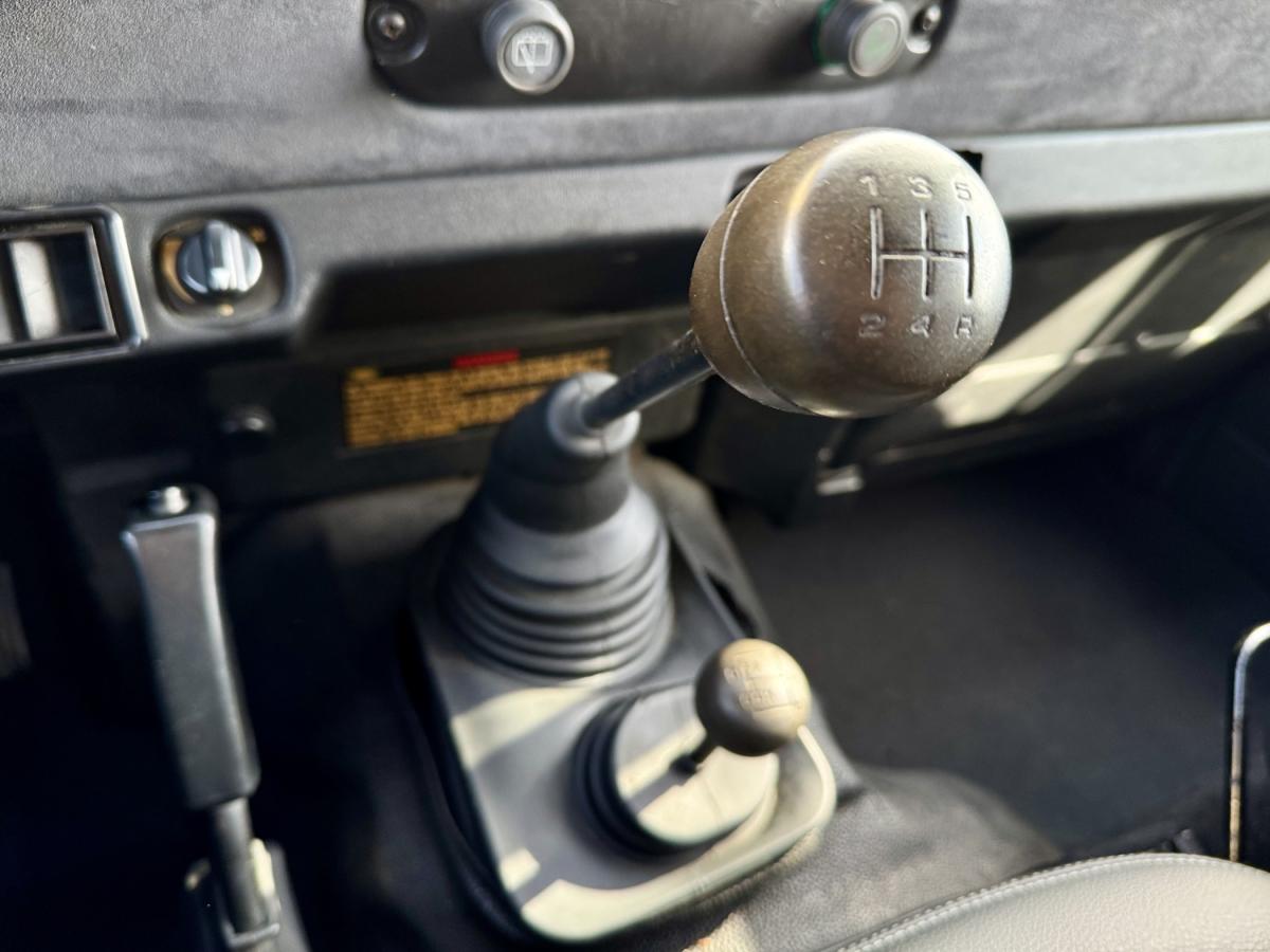 land-rover-defender-2001-diesel-2495cc