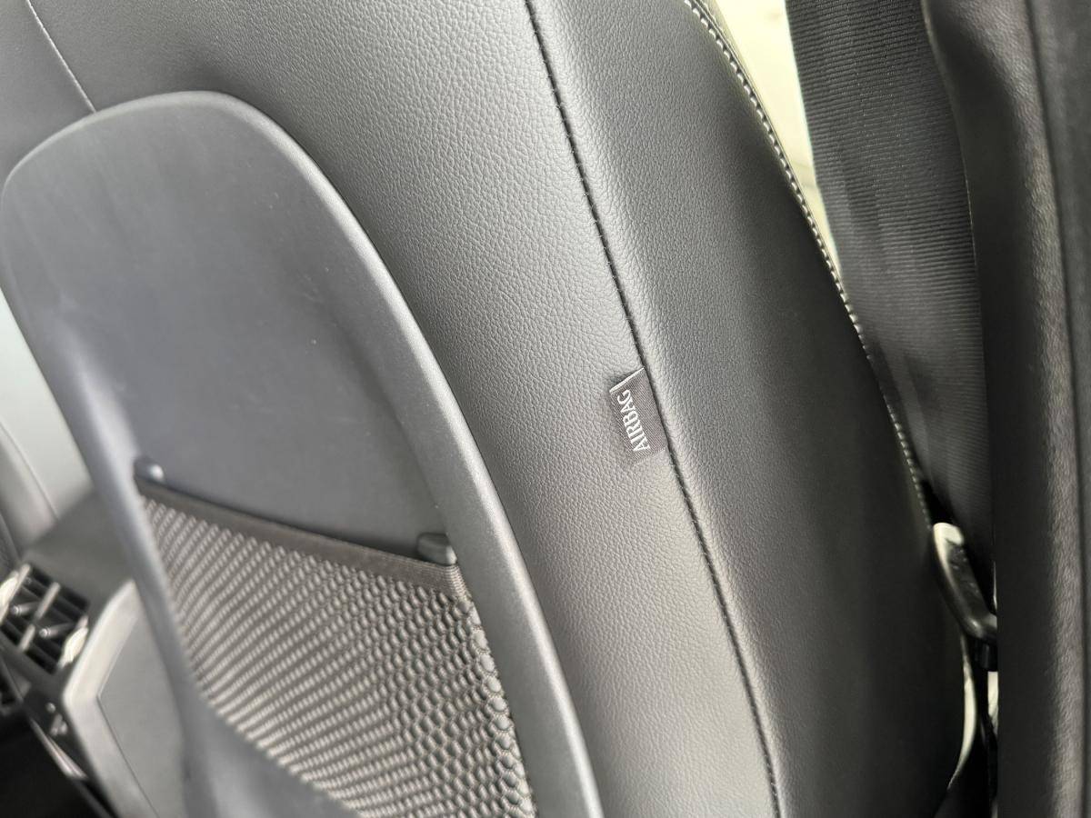 jaguar-e-pace-2022-hibrido-a-gasolina-1498cc