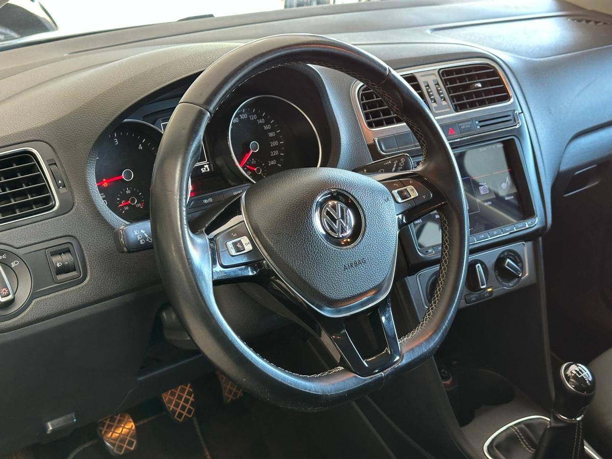 volkswagen-polo-2015-diesel-1422cc