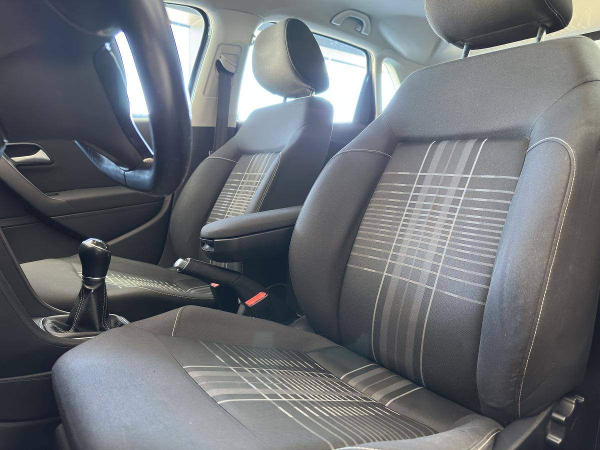 volkswagen-polo-2015-diesel-1422cc