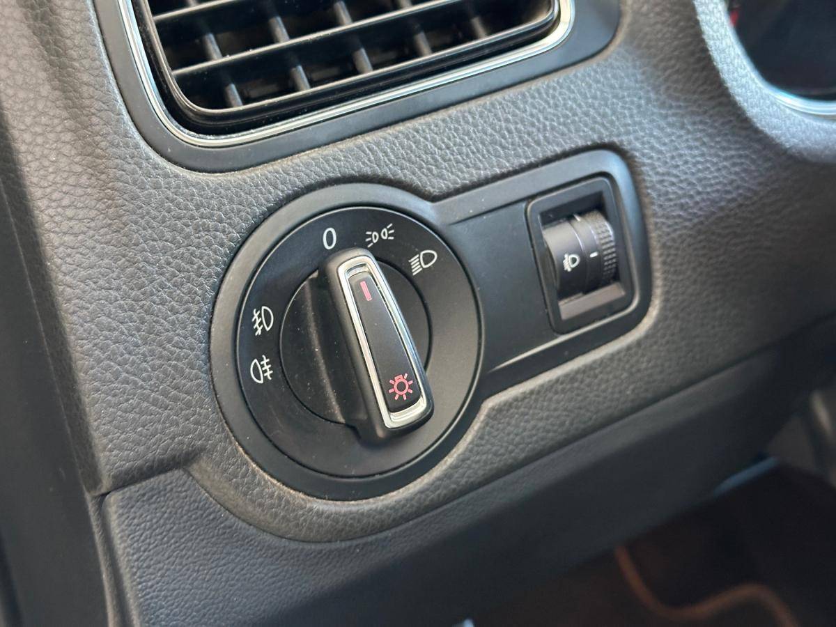 volkswagen-polo-2015-diesel-1422cc