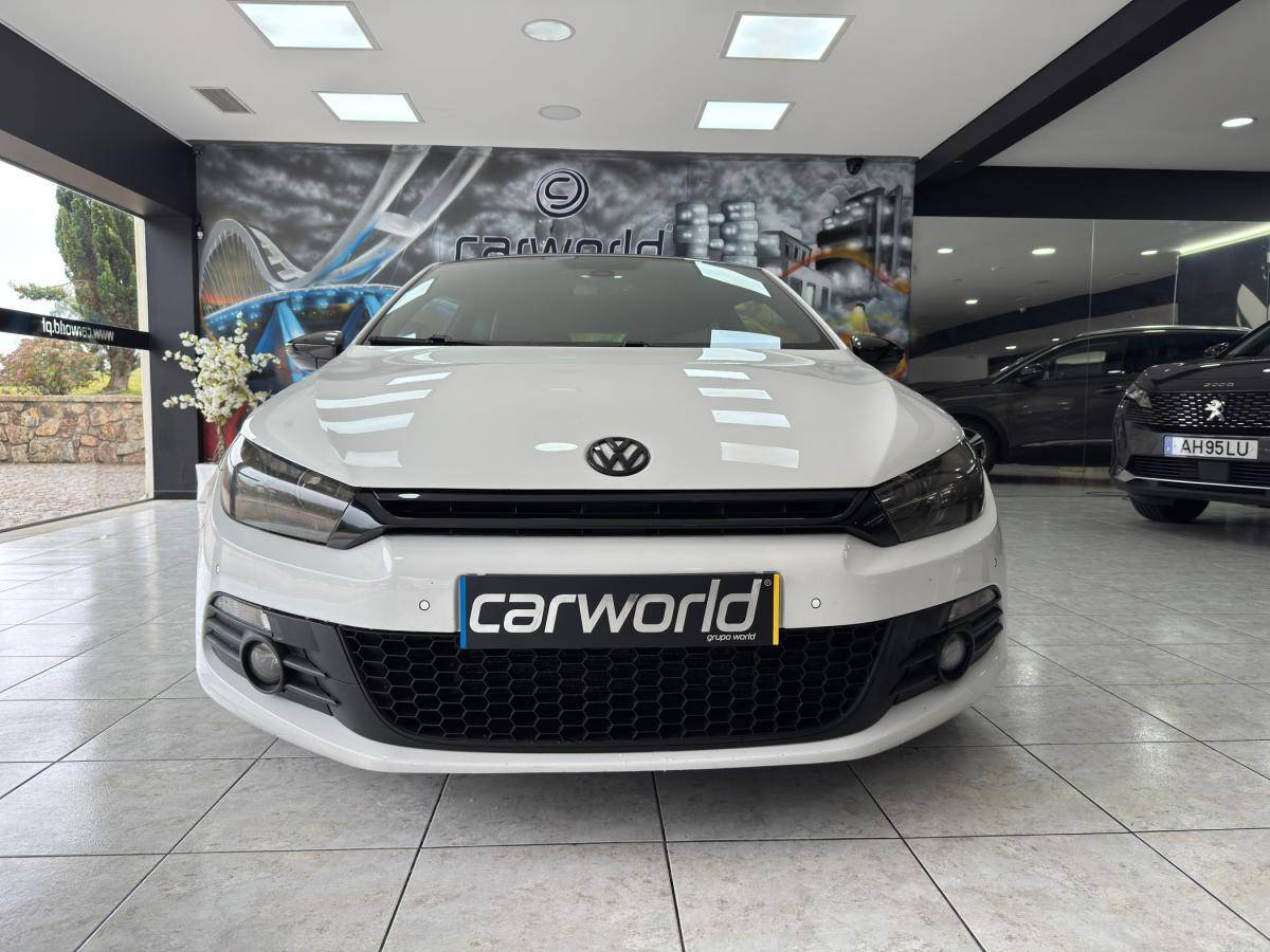 volkswagen-scirocco-2011-diesel-1968cc