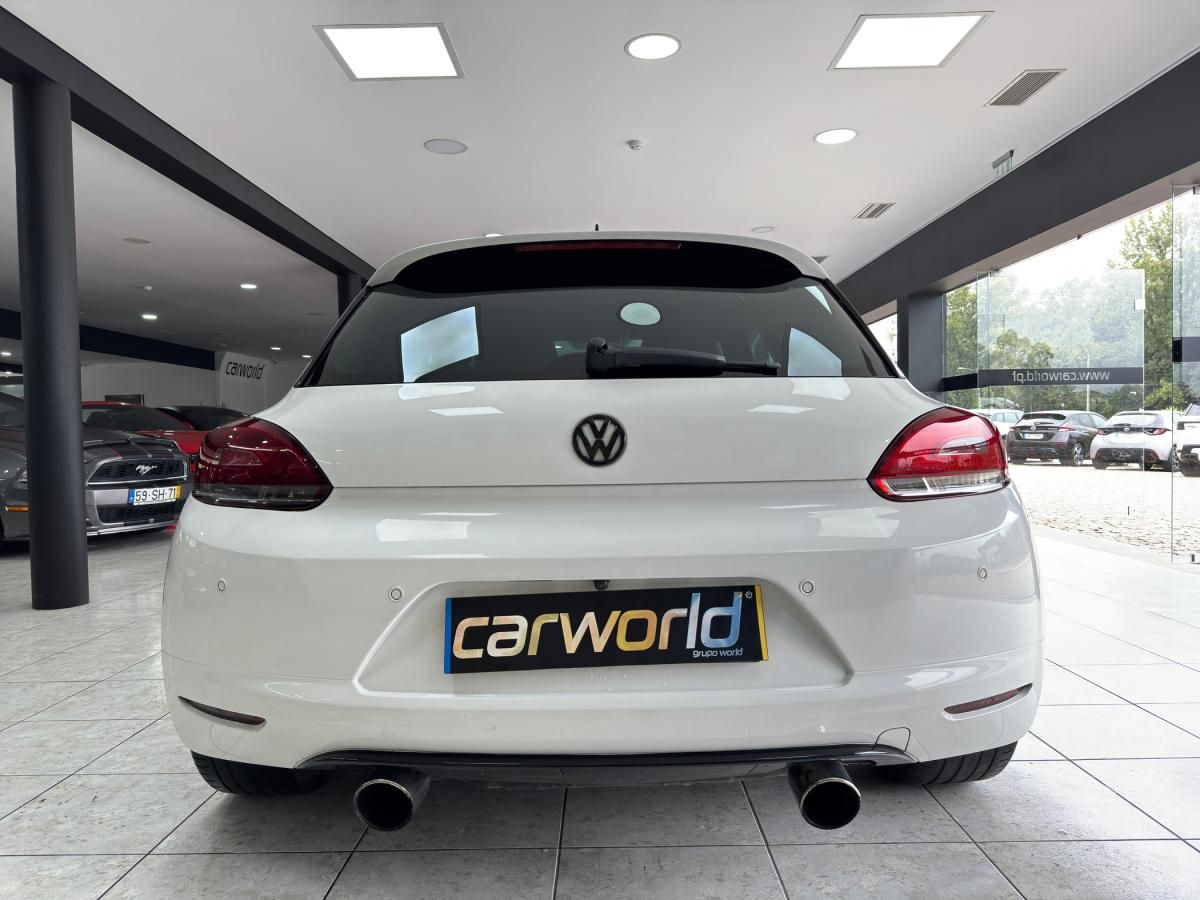 volkswagen-scirocco-2011-diesel-1968cc