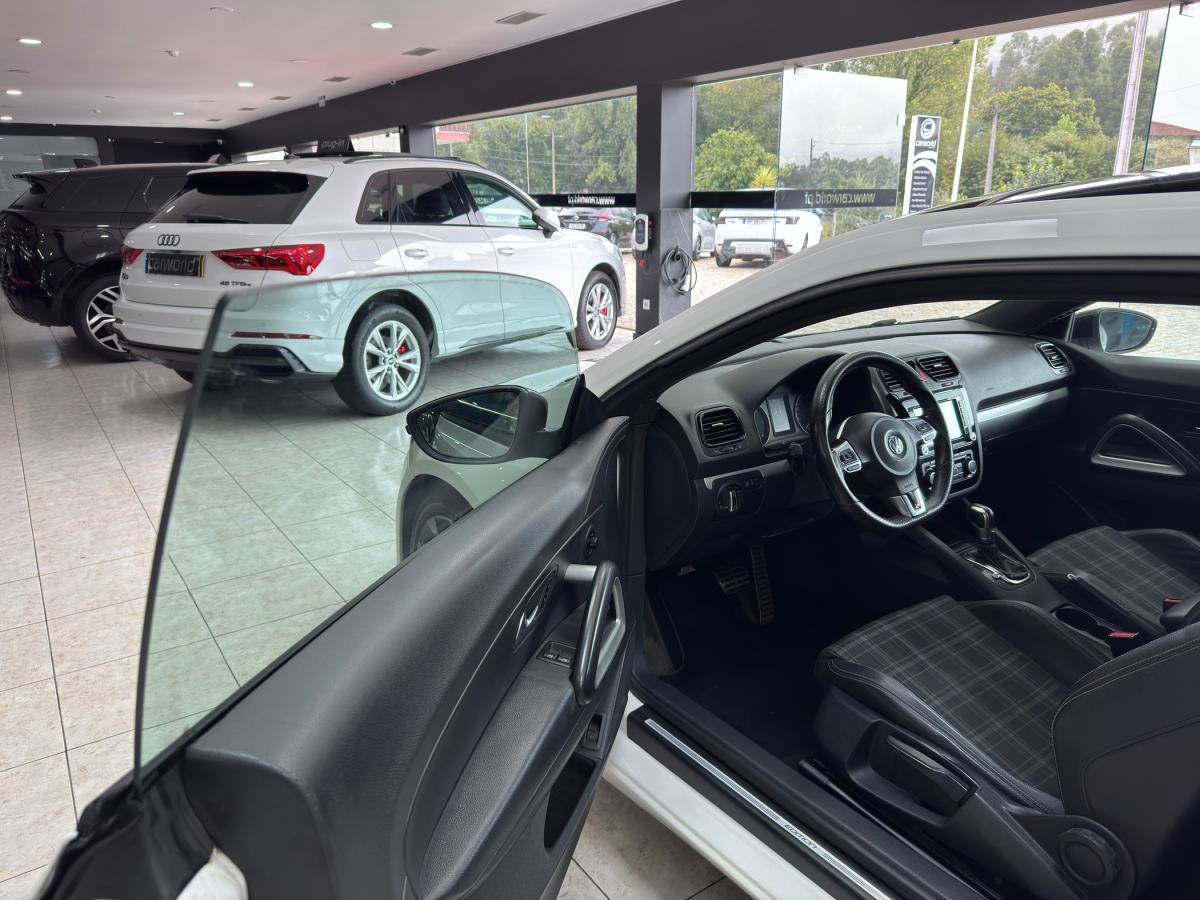 volkswagen-scirocco-2011-diesel-1968cc