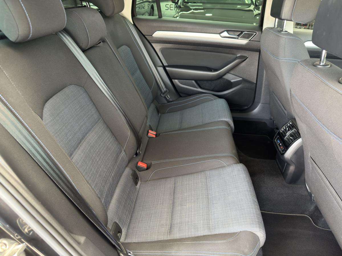 volkswagen-passat-variant-2020-hibrido-a-gasolina-1395cc