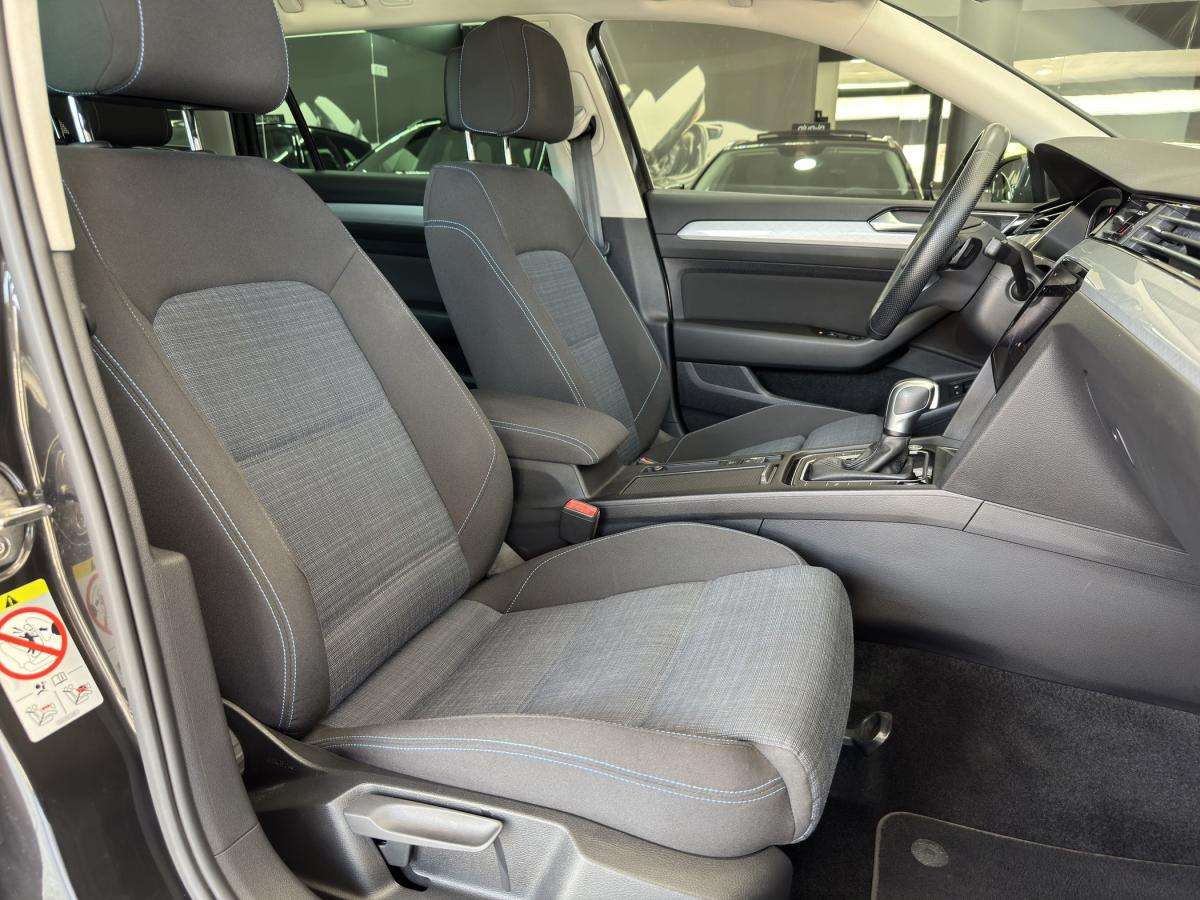 volkswagen-passat-variant-2020-hibrido-a-gasolina-1395cc