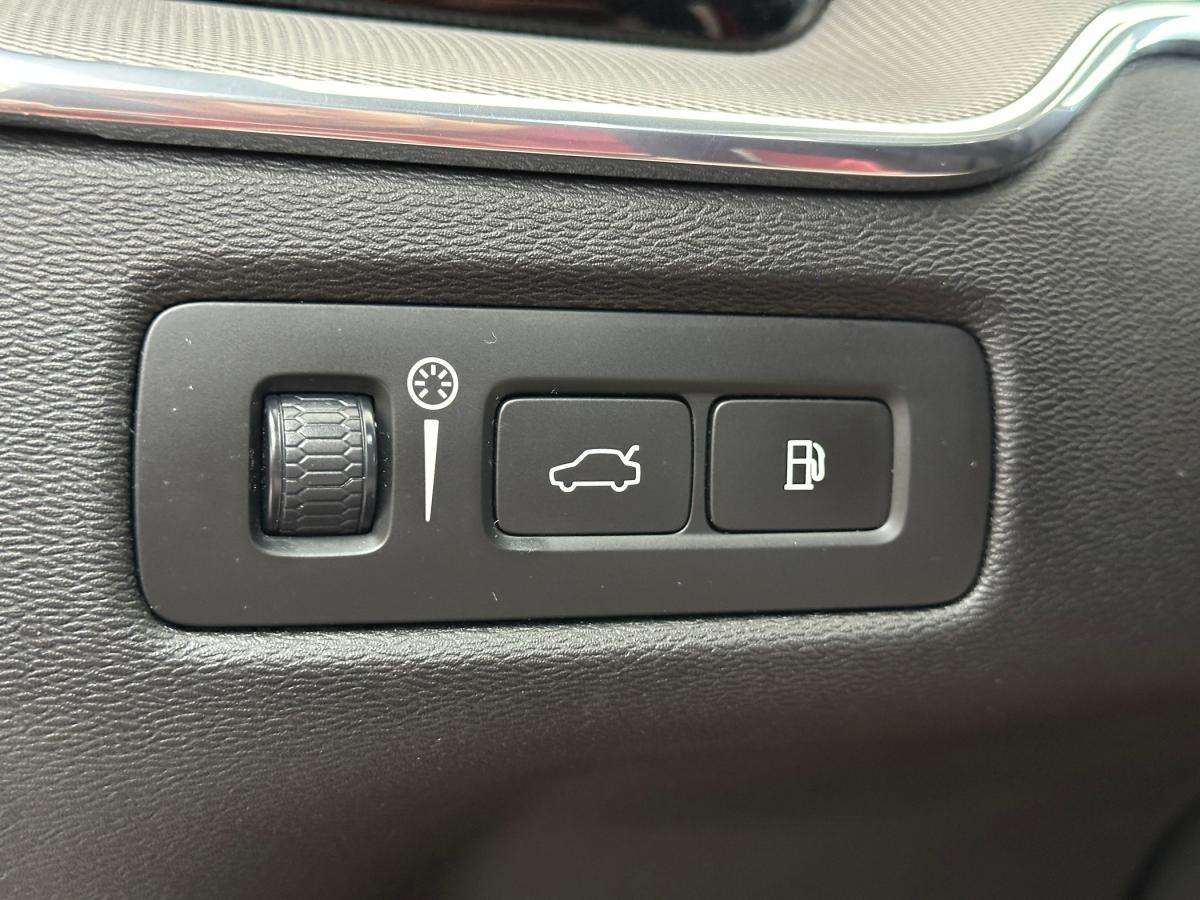 volvo-xc60-2020-hibrido-a-gasolina-1969cc