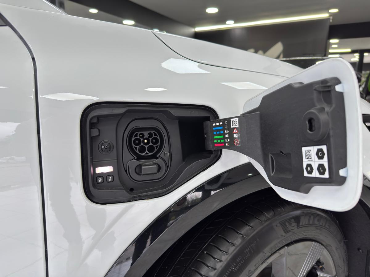 renault-megane-2025-eletrico-0cc