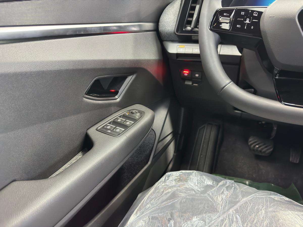 renault-megane-2025-eletrico-0cc