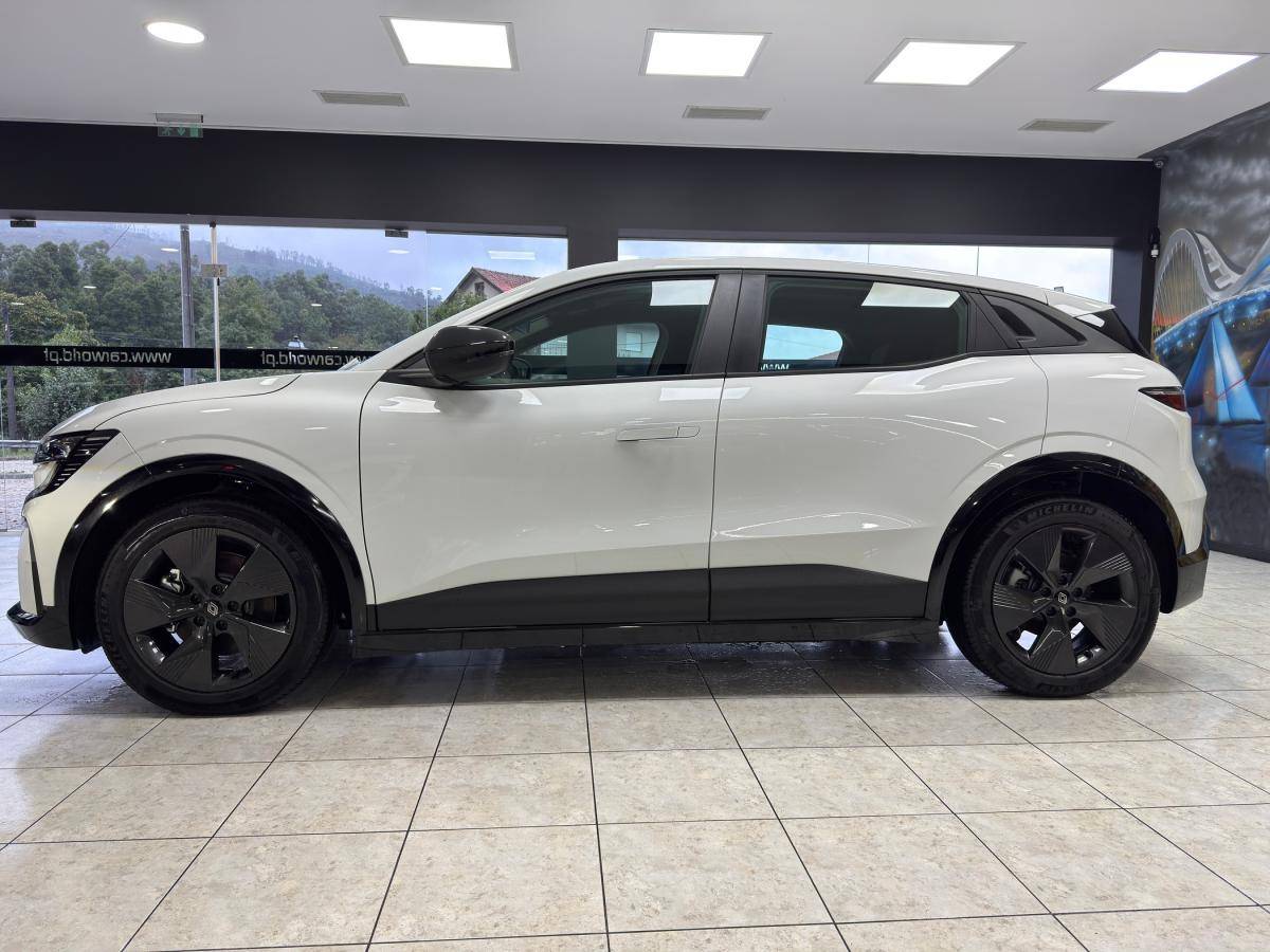 renault-megane-2025-eletrico-0cc