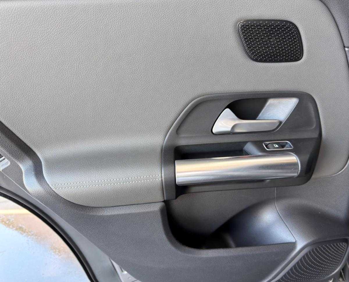 mercedes-benz-eqa-2022-eletrico-0cc
