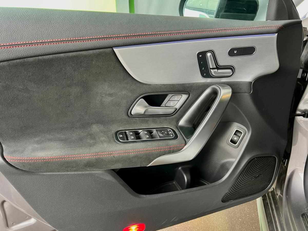 mercedes-benz-cla-250-e-2021-gasolina-1332cc